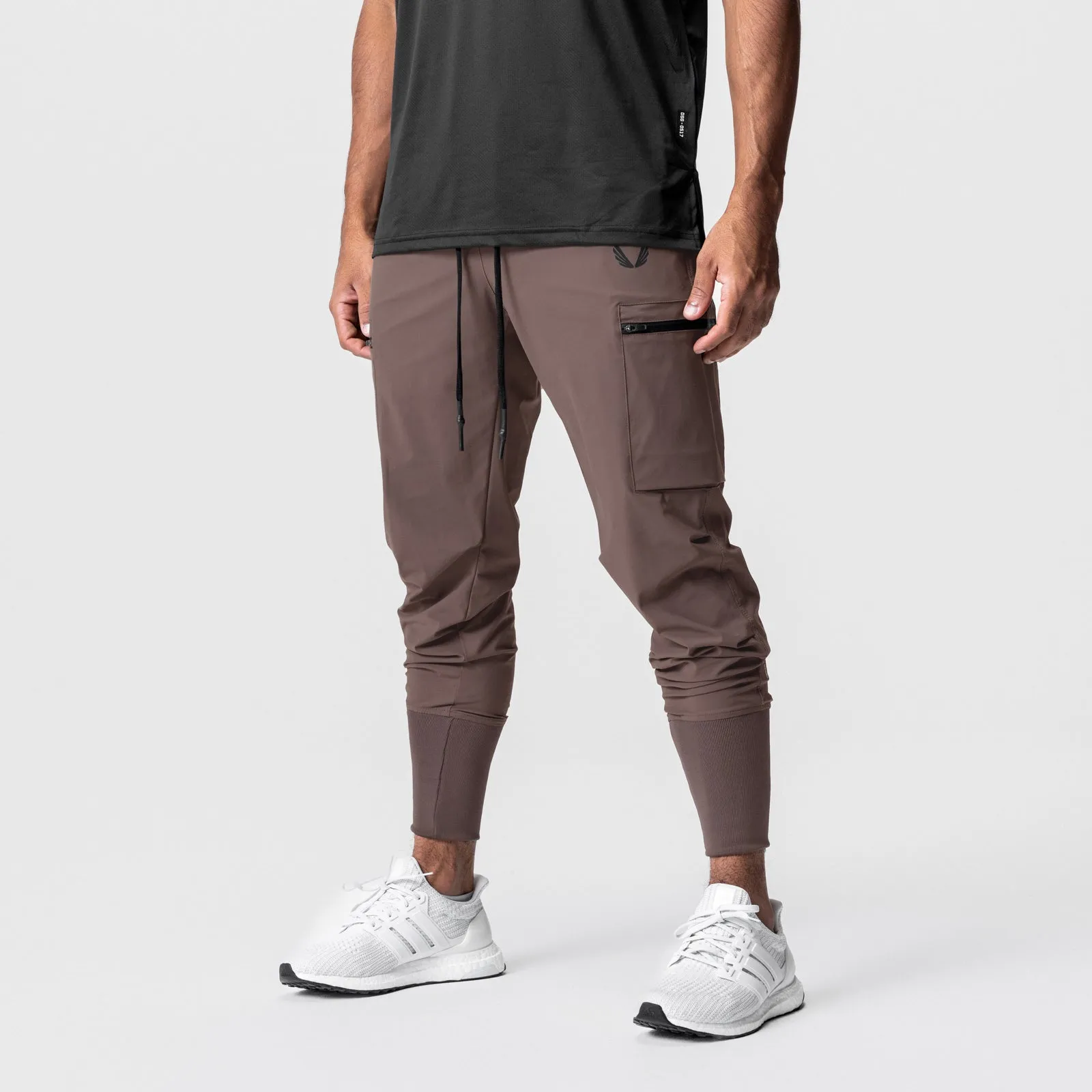 0698. TETRA-LITE™ Inlay Pocket High Rib Jogger - Deep Taupe