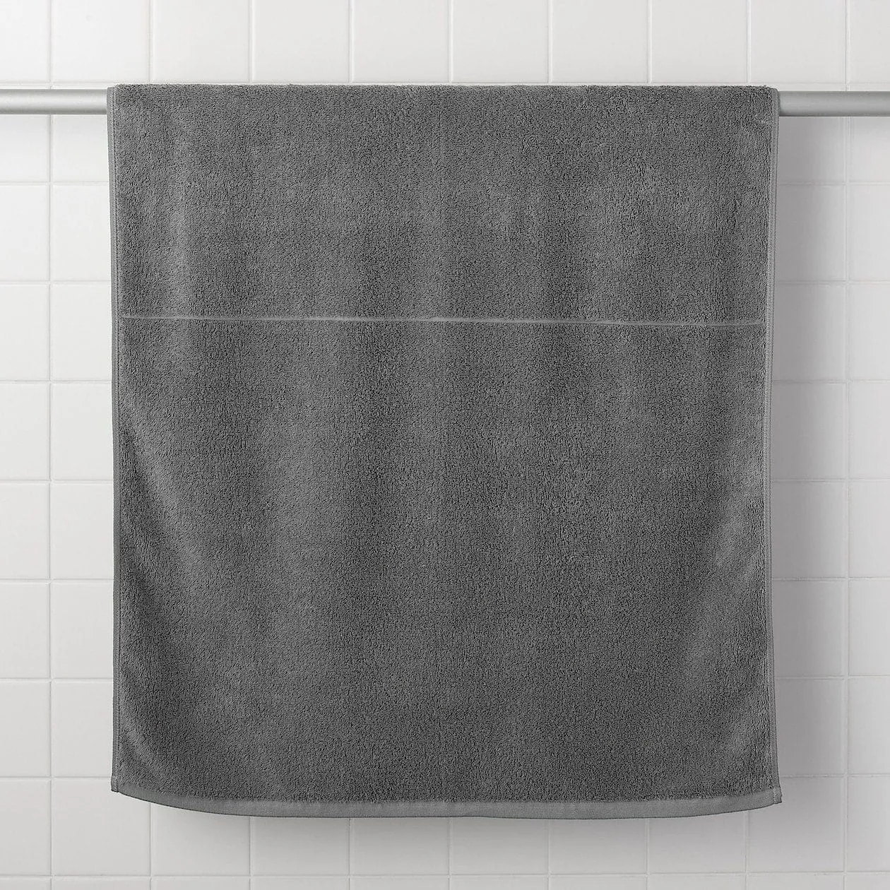 Luxurious Cotton Pile Bath Towel with Additional Features and Hanging Loop