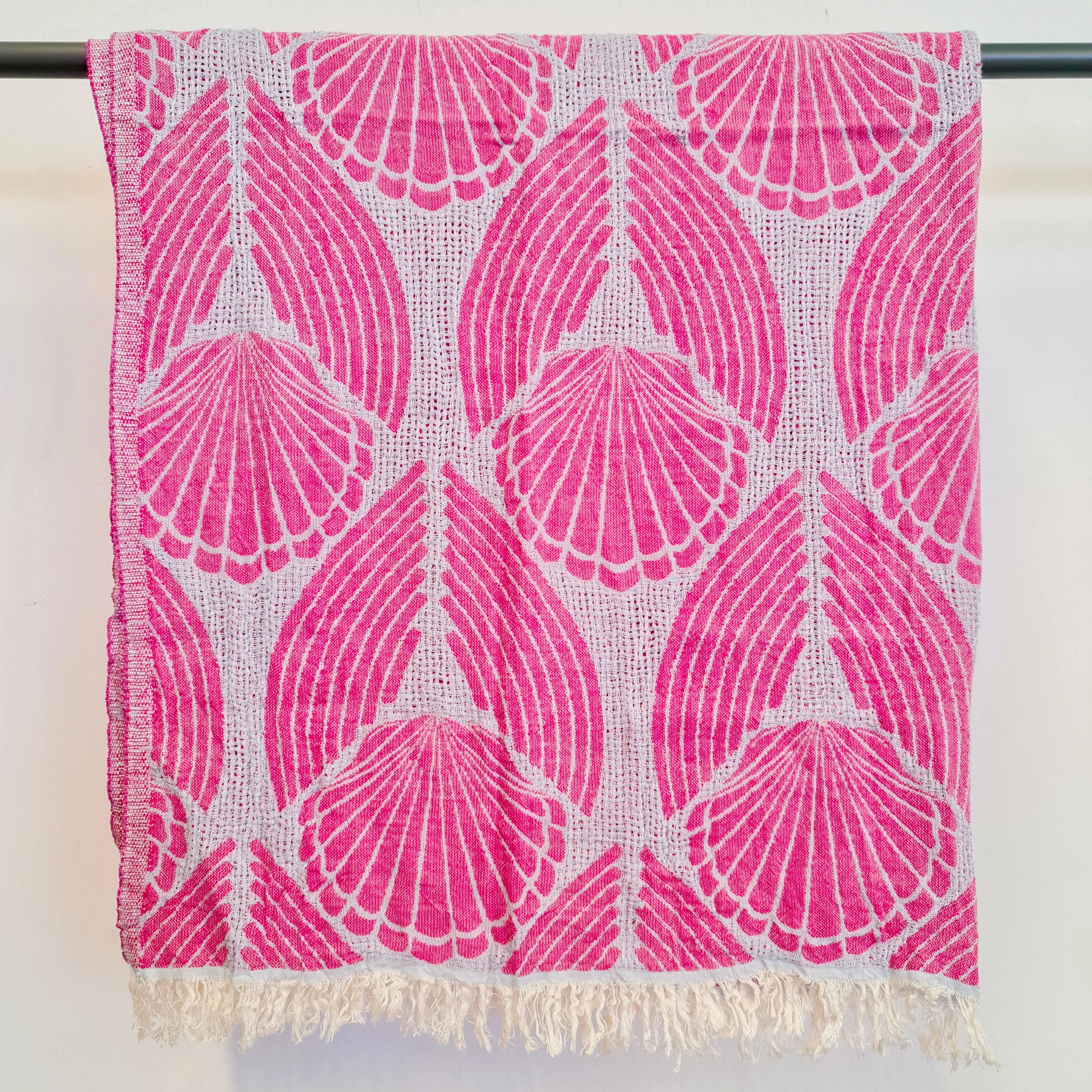 Handwoven Jacquard Design Natural Cotton Turkish Pestemal Towel – Eco-Friendly & Absorbent Beach, Spa, or Bath Essential