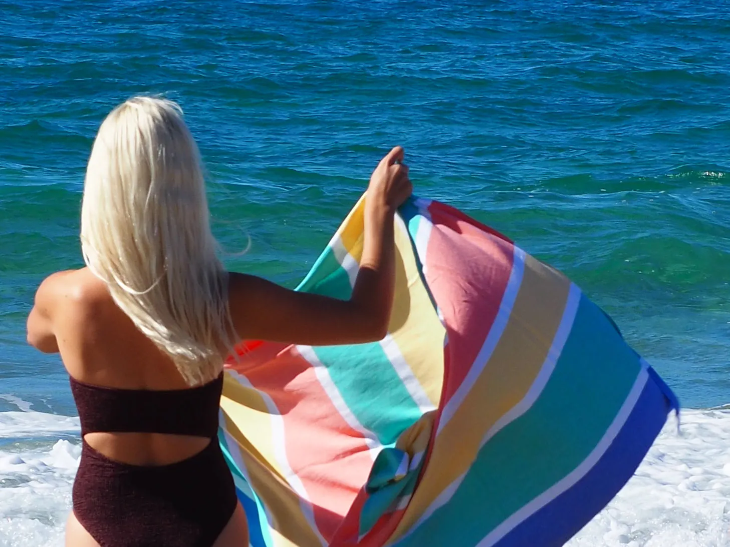 Luxurious Turkish Cotton Beach Towel (95x175cm) - Tropical Colours